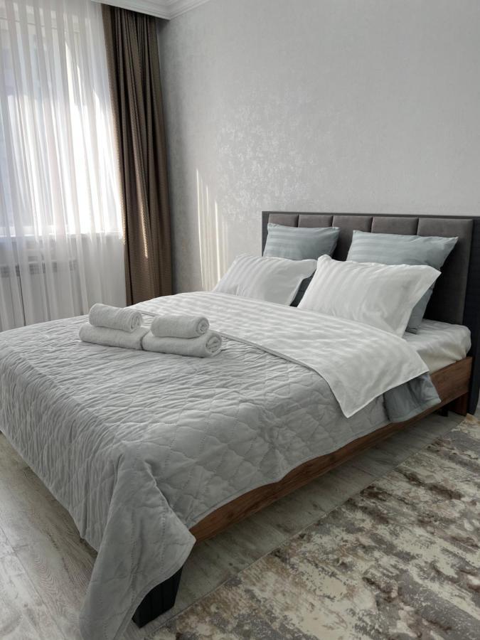 Уютная Квартира На Expo-Smart Замок Apartment Astana Bagian luar foto