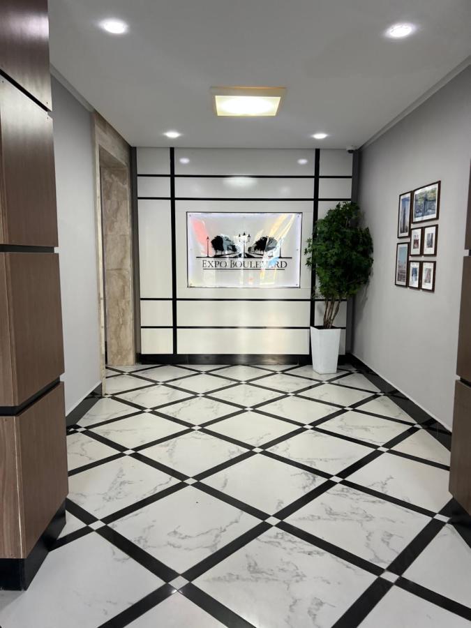 Уютная Квартира На Expo-Smart Замок Apartment Astana Bagian luar foto